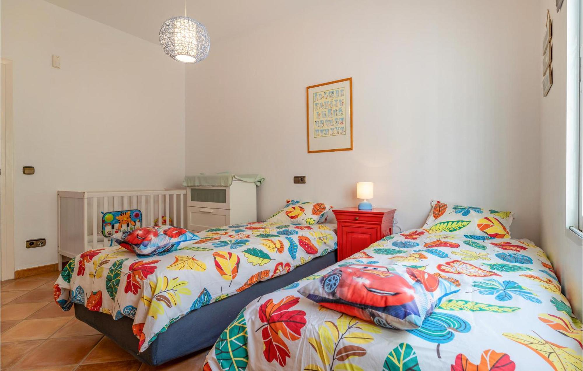 6 Bedroom Stunning In Lagunas De Mijas Feriehus